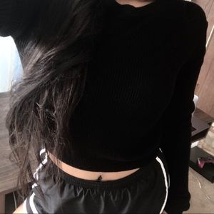 Brandy Melville Black Crop Top Sweater